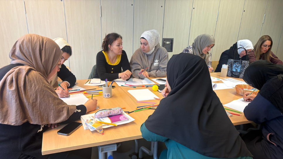 Familienzentrum High-Deck/Miakurse/MiA-Kurse bei Yekmal e-V- in Berlin (4).png